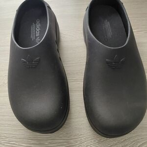 Adidas Men's Black Clogs